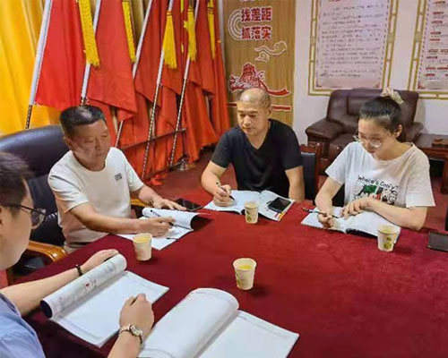 不忘初心，牢記黨恩。山東魯野鋼結構工程有限公司黨支部，開黨會感黨恩，重溫入黨誓言